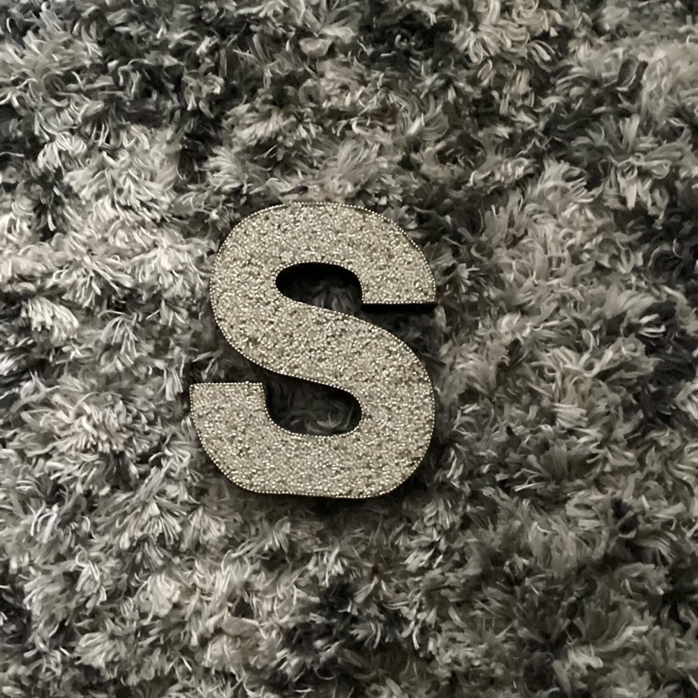 Rhinestone “S” Decorative Letter Block – Glam Home Décor Accent
